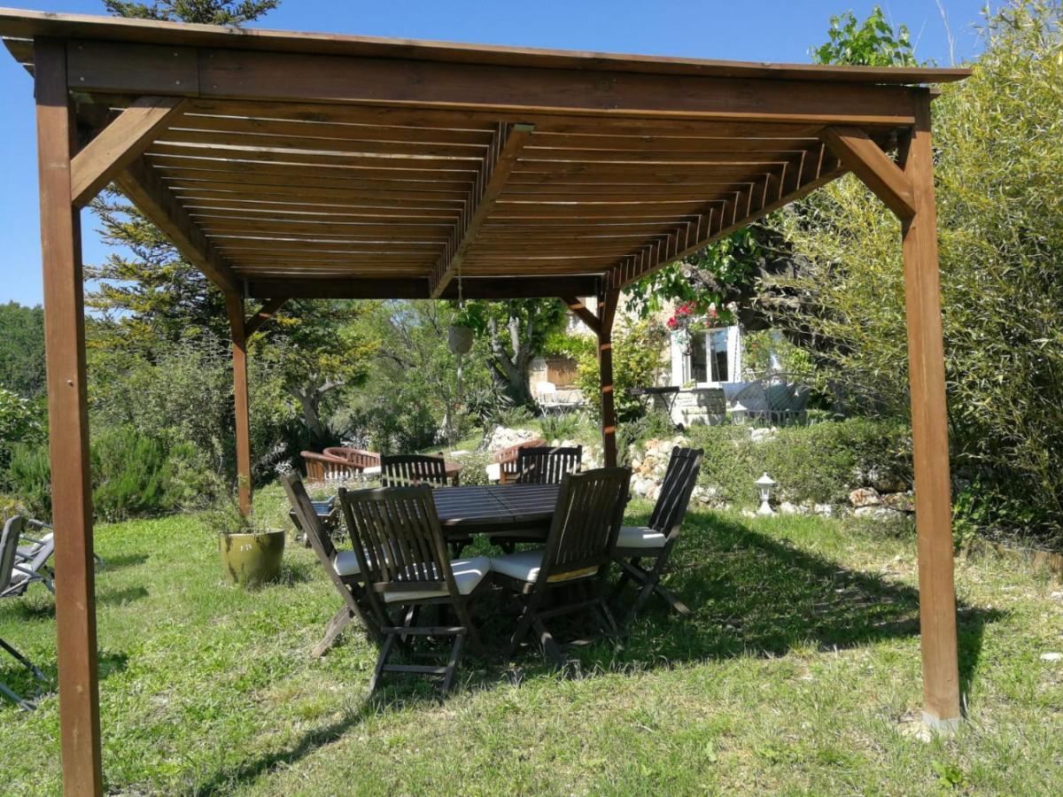 Bastide Provencale Les Muriers D'Engaspaty Seillans Exterior foto